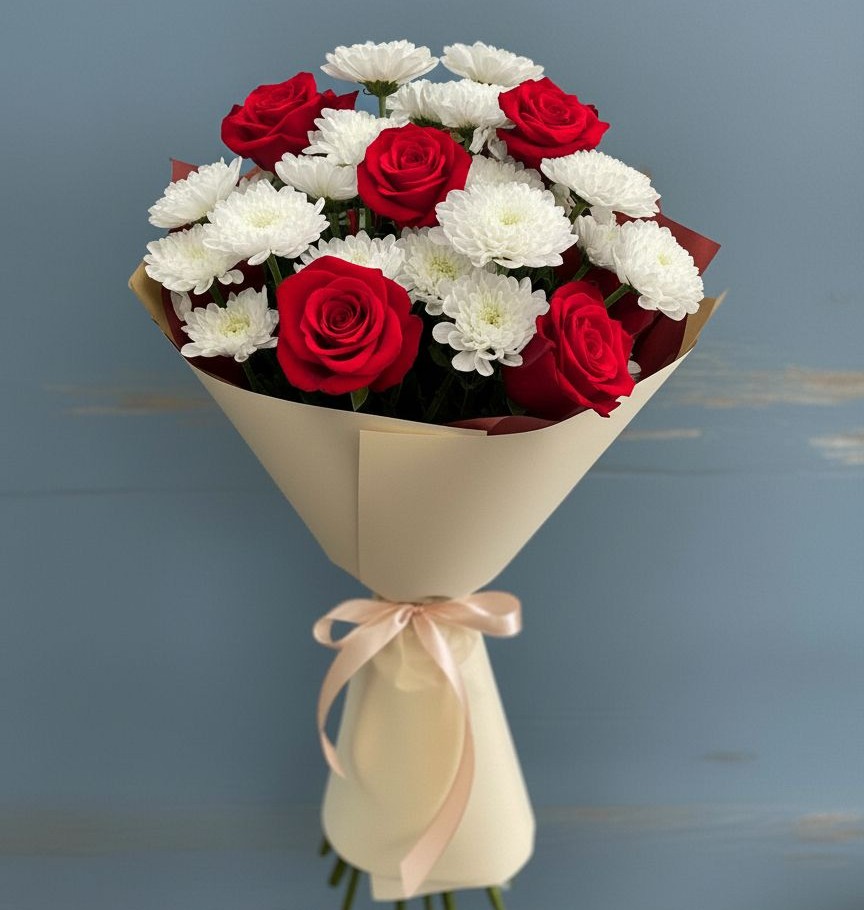 Букет цветов из: Розы и Хризантемы в Малмыже