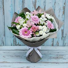 Букет цветов из:  Герберы, Альстромерии и Хризантемы в Малмыже