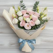 Букет цветов из:  Лизиантусы в Малмыже