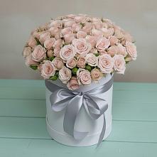 Цветочная композиция из Розы в шляпной коробке в Малмыже