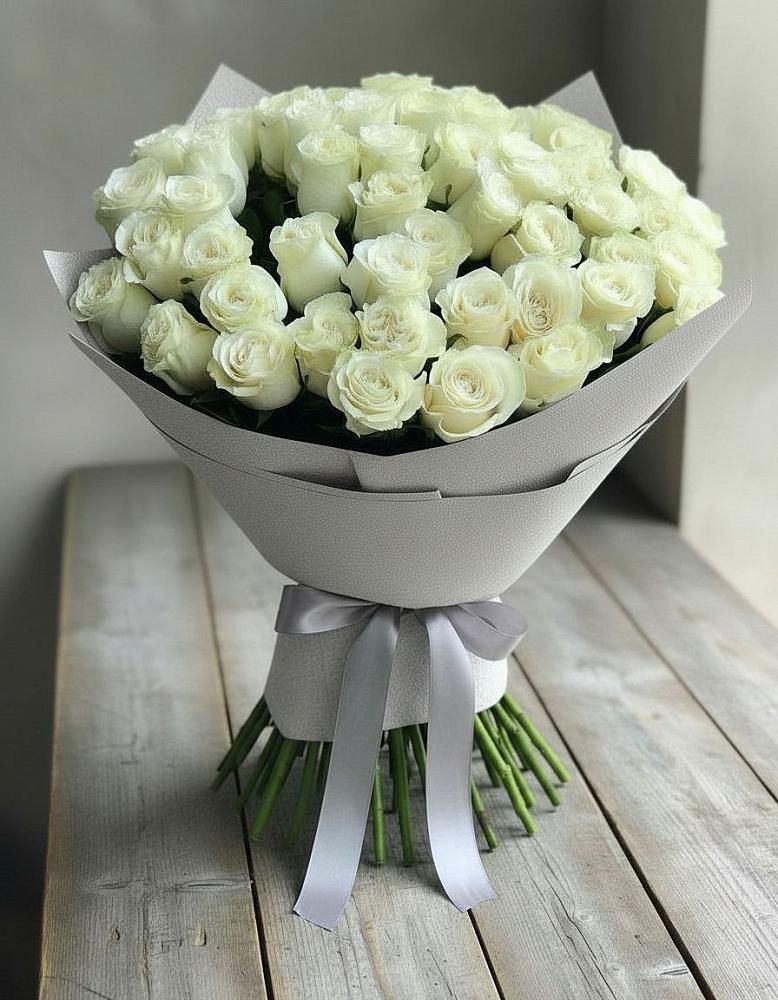 Букет 35 Белых роз в Малмыже
