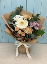 Букет цветов из:  Герберы и Хризантемы в Малмыже