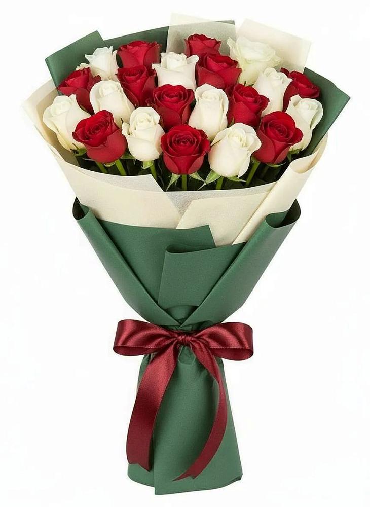 Букет Микс из красных и белых роз в Малмыже
