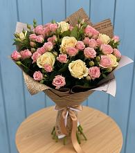 Букет цветов из:  Розы в Малмыже