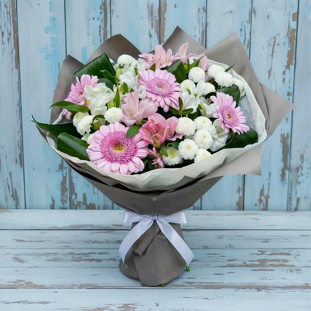 Букет цветов из: Герберы, Альстромерии и Хризантемы в Малмыже